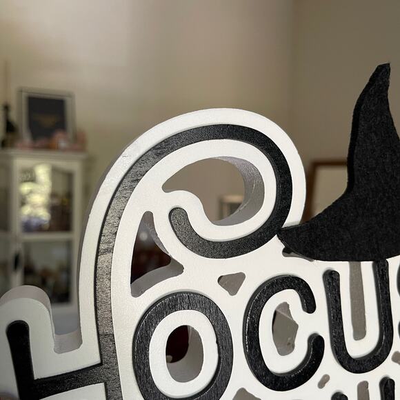 Target Hocus Pocus Witch Hat Table Top Sign Halloween Decor NWOT - Picture 10 of 16